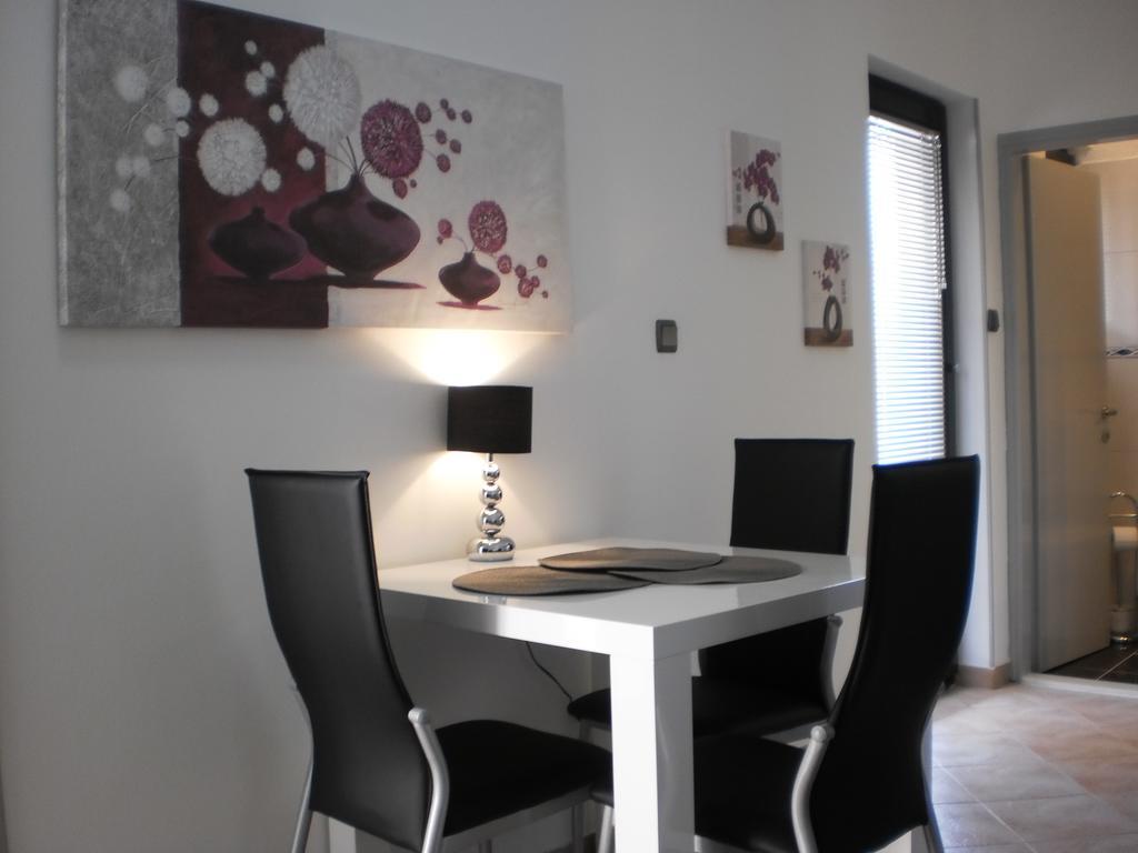 Apartment Dalmatino Сплит Экстерьер фото