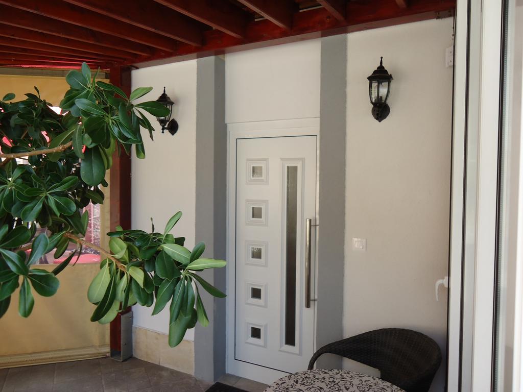 Apartment Dalmatino Сплит Экстерьер фото